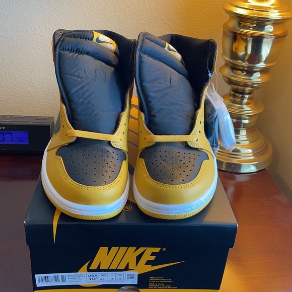 Air Jordan Retro 1 Pollen size 10.5 - Picture 6 of 7